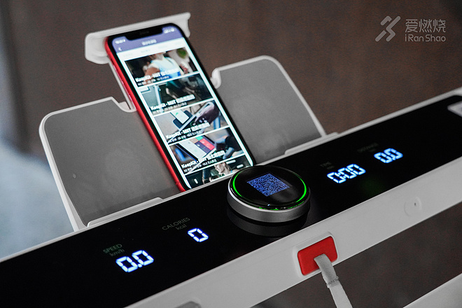 实不相瞒，我的教练是一台跑步机