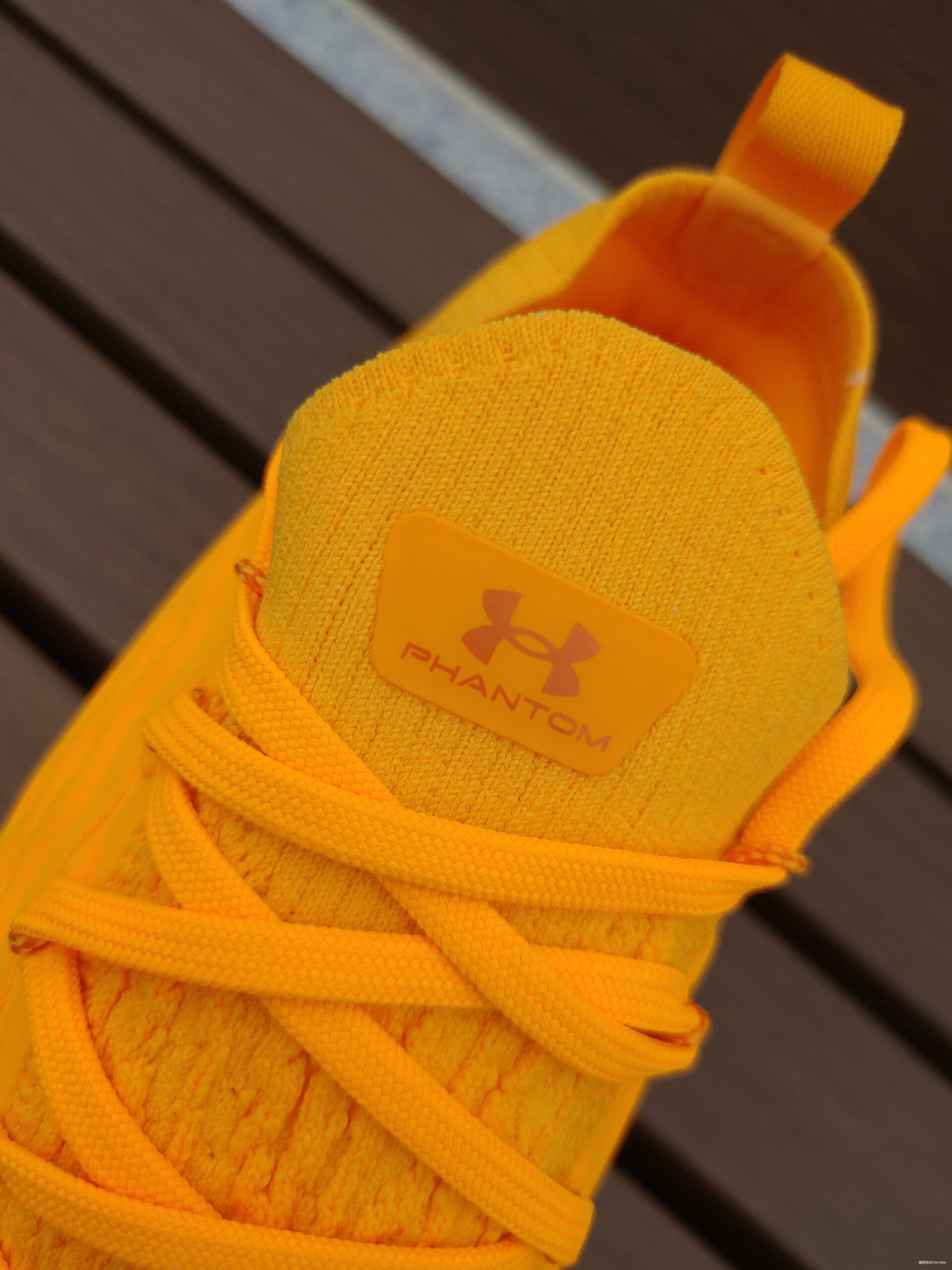 王者归来，熟悉的回弹感，长距离LSD利器——UA HOVR Phantom 2评测