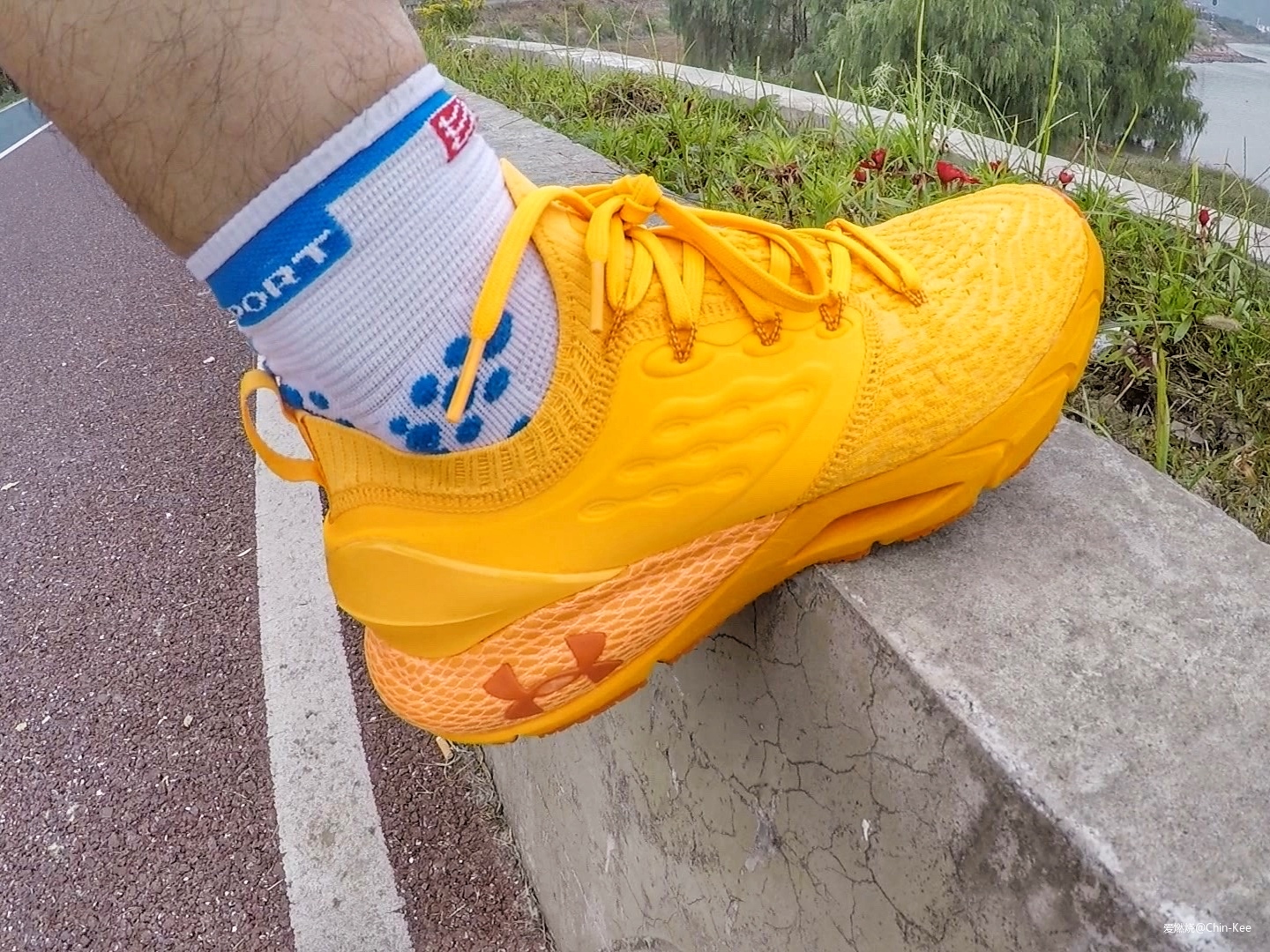 王者归来，熟悉的回弹感，长距离LSD利器——UA HOVR Phantom 2评测