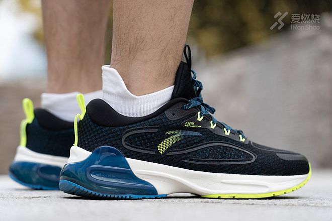 安踏创1.0 一双真正为跑者而生的跑鞋