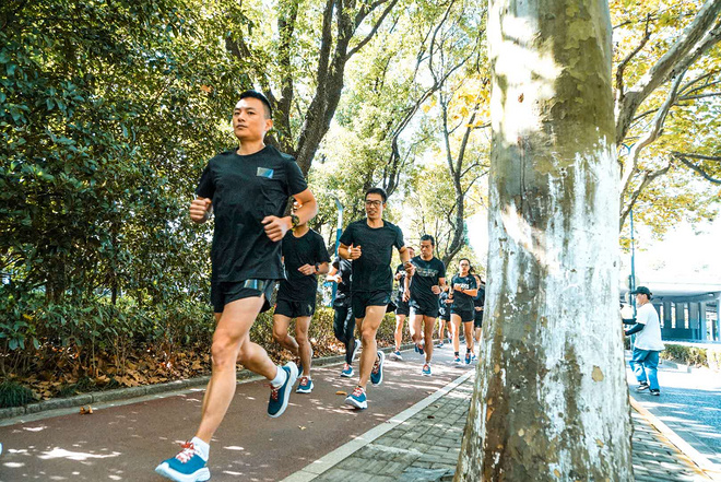 人物专访｜我是跑者，我是配速员，我是姚江舟