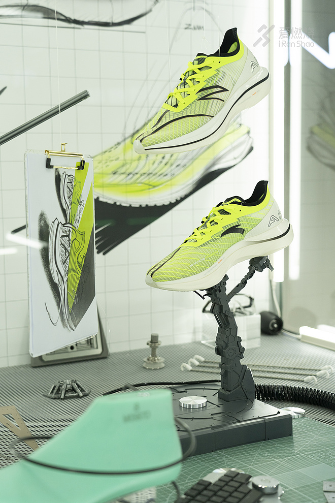 安踏创1.0 一双真正为跑者而生的跑鞋