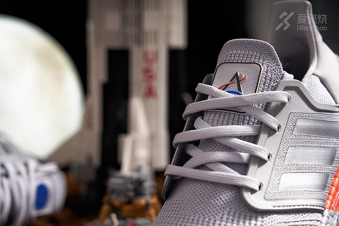 New Look | 2020最后的浪漫，ULTRABOOST 20“阿尔忒弥斯”限定款