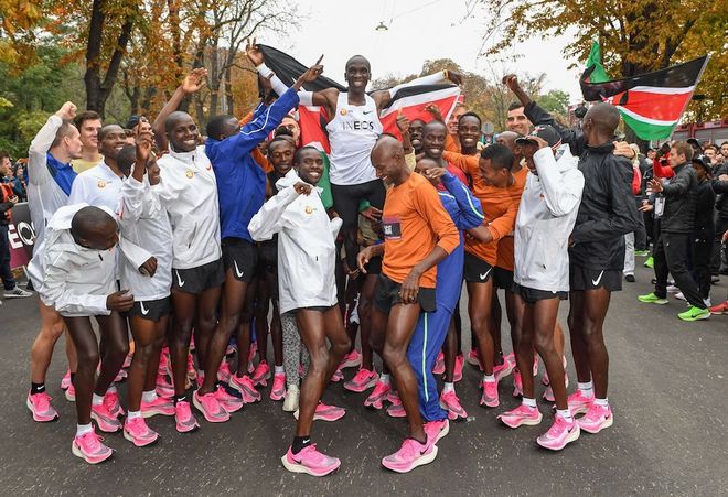 国际田联为什么对Sample妥协？