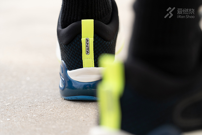 安踏创1.0 一双真正为跑者而生的跑鞋