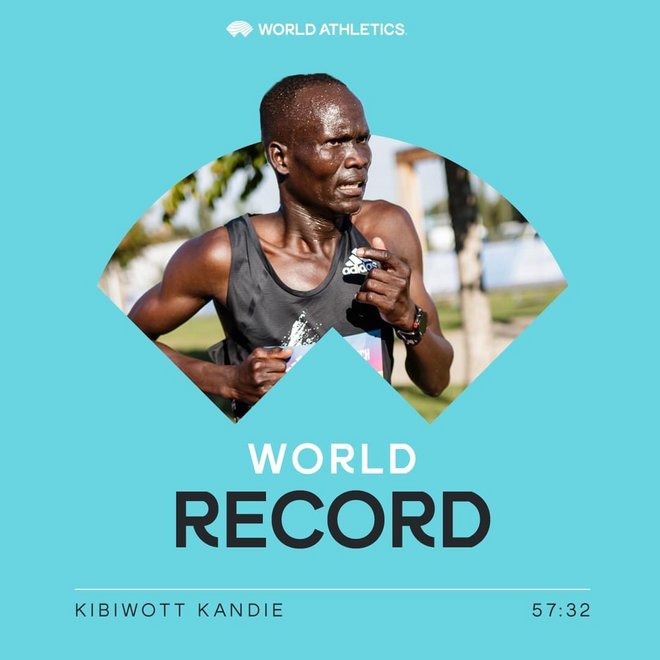 回首一年 看看我们脚上的跑鞋