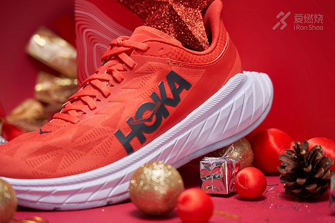 再战百公里世界纪录 HOKA ONE ONE Carbon X 2