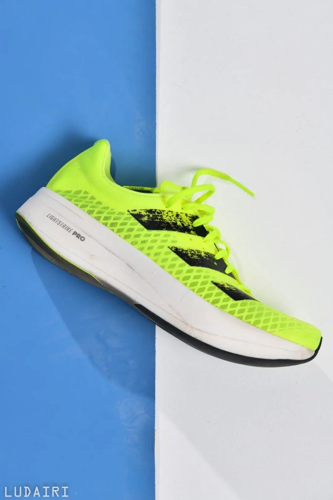 比起快，我们还能想到谁？