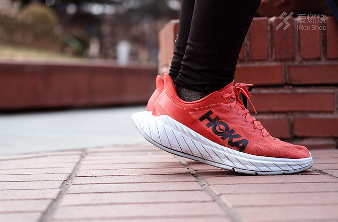 再战百公里世界纪录 HOKA ONE ONE Carbon X 2