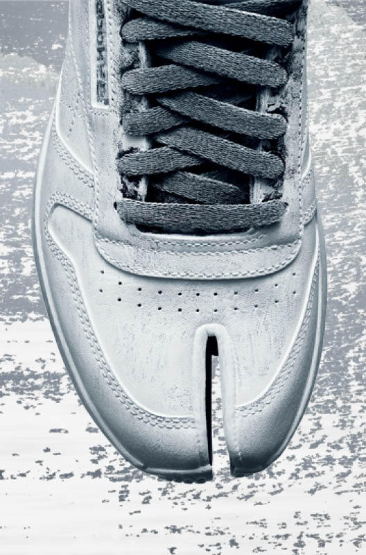 Reebok 锐步与 Maison Margiela 发布Classic Leather Tabi联名运动鞋