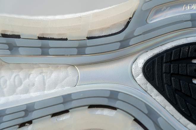 开箱｜adidas ULTRABOOST 21 将传统颠覆