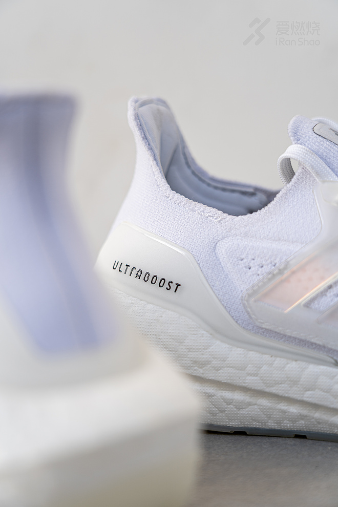 开箱｜adidas ULTRABOOST 21 将传统颠覆
