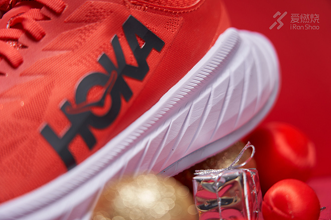 再战百公里世界纪录 HOKA ONE ONE Carbon X 2