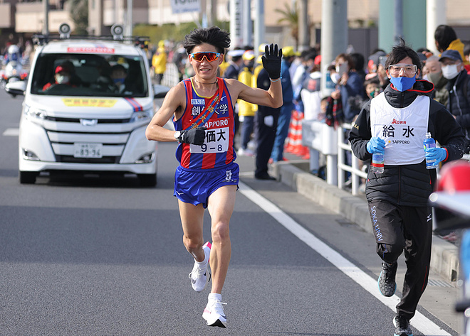 10小时56分05秒 驹泽逆转创价获箱根冠军