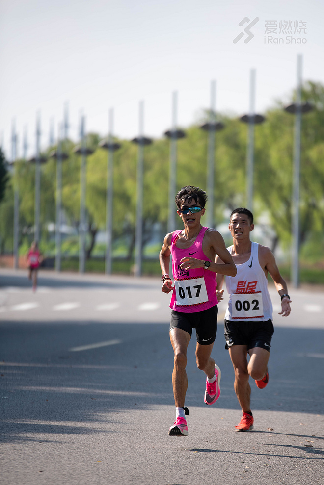 每年夏训 都是皮肤和耐力的battle