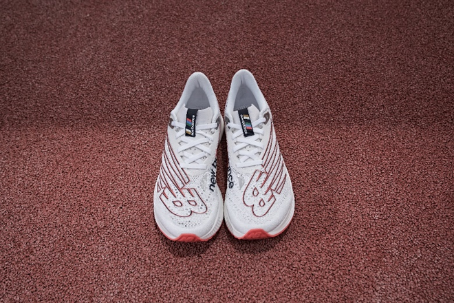 重速本色，挑战最速！2021 New Balance 一英里训练营热力开练