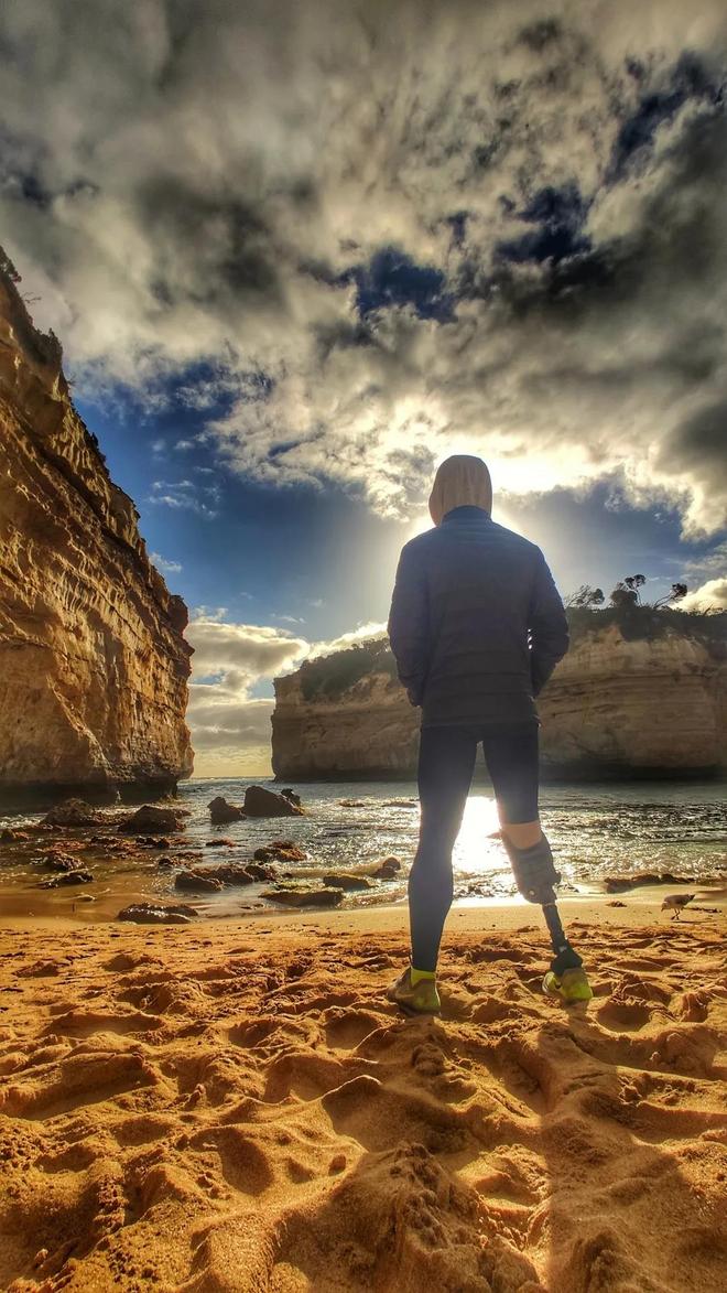 独脚潘：截肢后，开始重新思考人与身体的关系