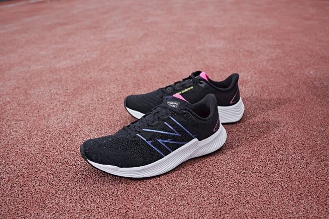 重速本色，挑战最速！2021 New Balance 一英里训练营热力开练