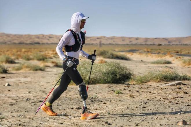 独脚潘：截肢后，开始重新思考人与身体的关系