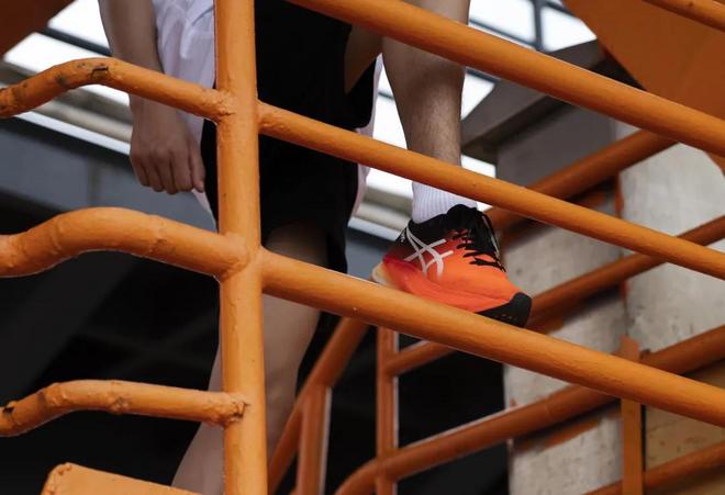 什么叫大步流星？ Asics MetaSpeed Sky