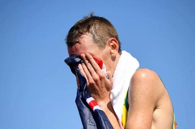 为什么有人跑着跑着就哭了？