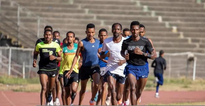 21岁的万米之王