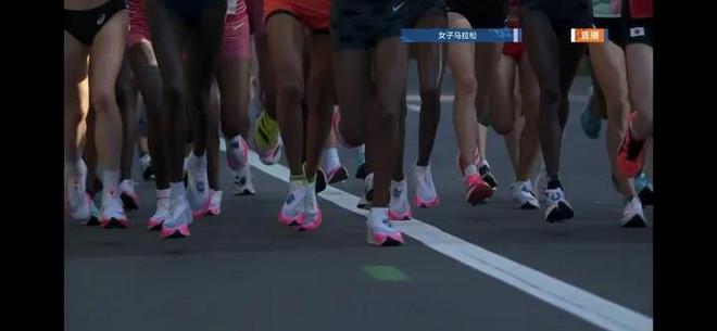 肯尼亚包揽女子组冠亚军 东京奥运会马拉松女子组鸣枪