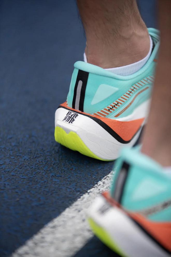 PRO 你的快｜特步160X PRO会是你的竞速利器吗？