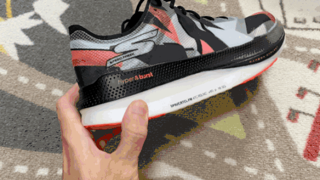 又轻又弹！从4分到8分配，更适合大众Skechers Speed Freek飞客碳板跑鞋