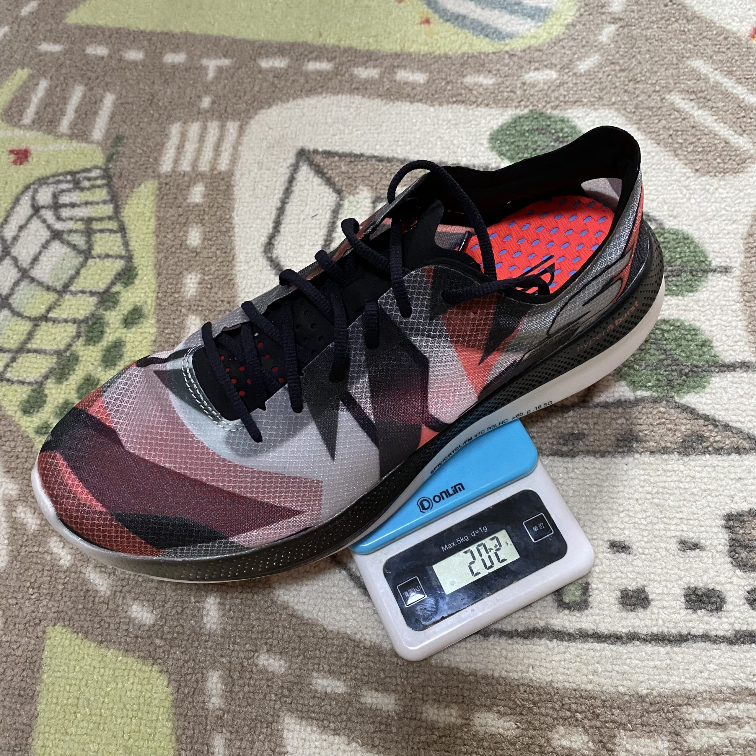 又轻又弹！从4分到8分配，更适合大众Skechers Speed Freek飞客碳板跑鞋