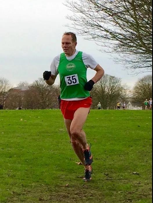 龙虎跑师 香港一哥 黃尹雋