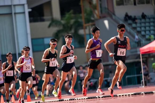 龙虎跑师 香港一哥 黃尹雋