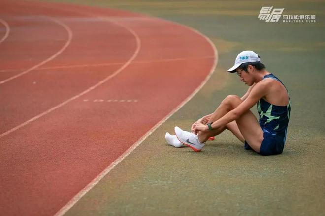 龙虎跑师 香港一哥 黃尹雋