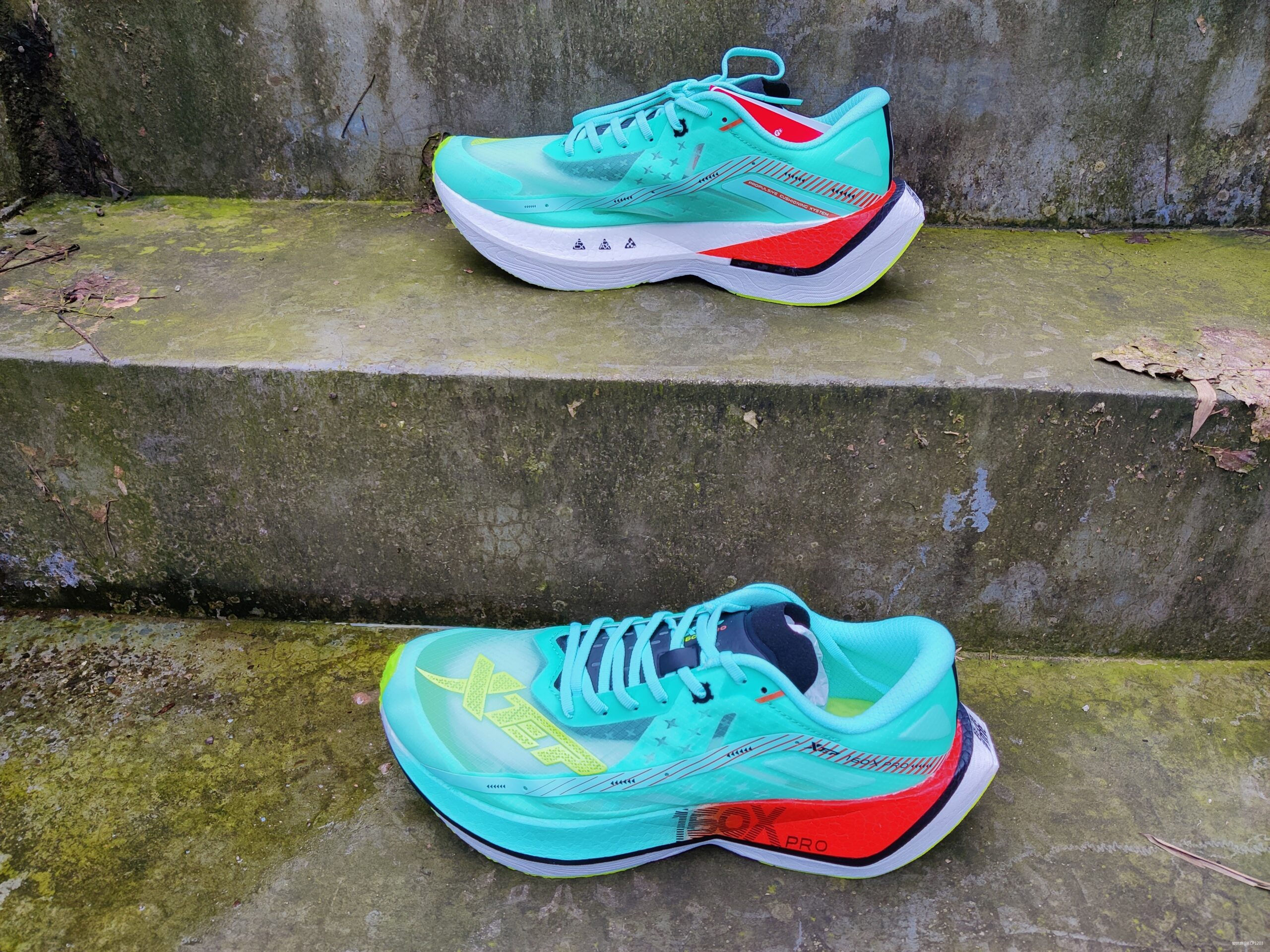 特步160X PRO，一双为快而来的跑鞋