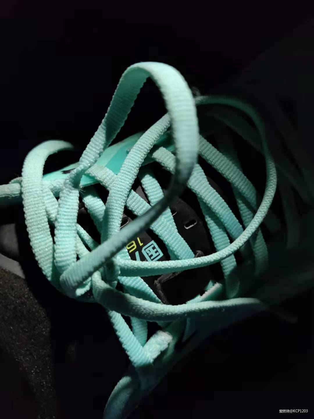 特步160X PRO，一双为快而来的跑鞋