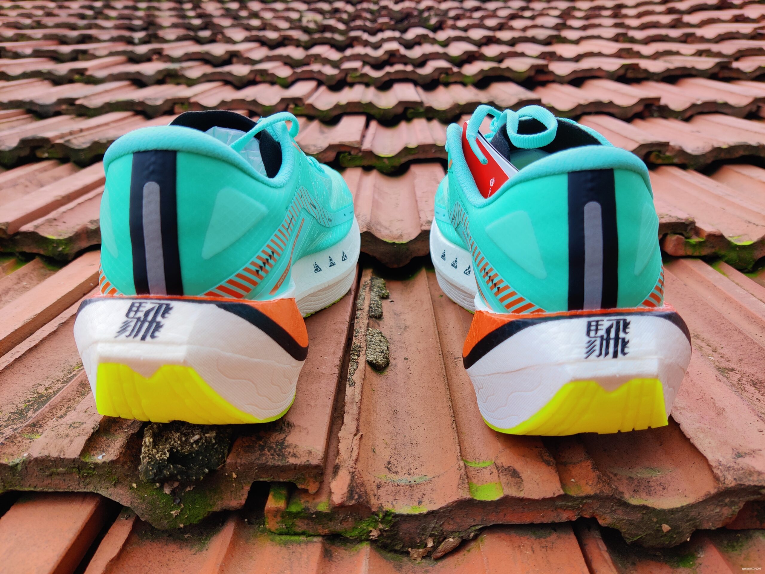 特步160X PRO，一双为快而来的跑鞋