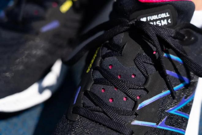 NB，稳的！| New Balance FC Prism V2