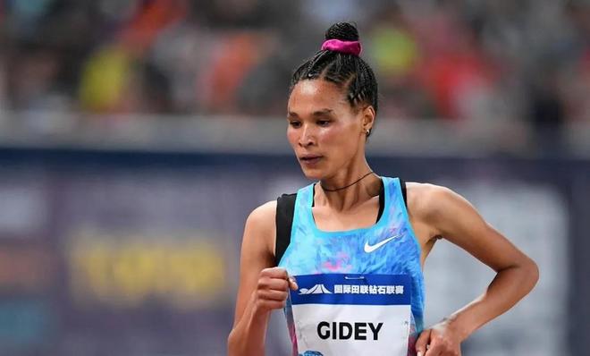 62:52｜枪火玫瑰 莱特森贝特·吉迪