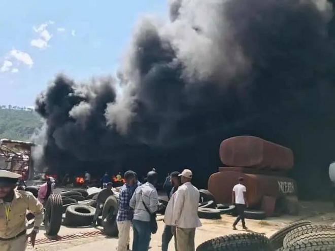 62:52｜枪火玫瑰 莱特森贝特·吉迪