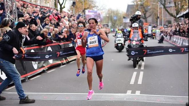 62:52｜枪火玫瑰 莱特森贝特·吉迪