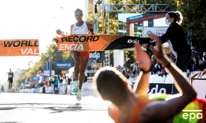 62:52｜枪火玫瑰 莱特森贝特·吉迪