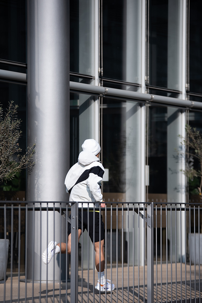 让李宁超轻19给你解释，什么叫做“看得见的轻松”