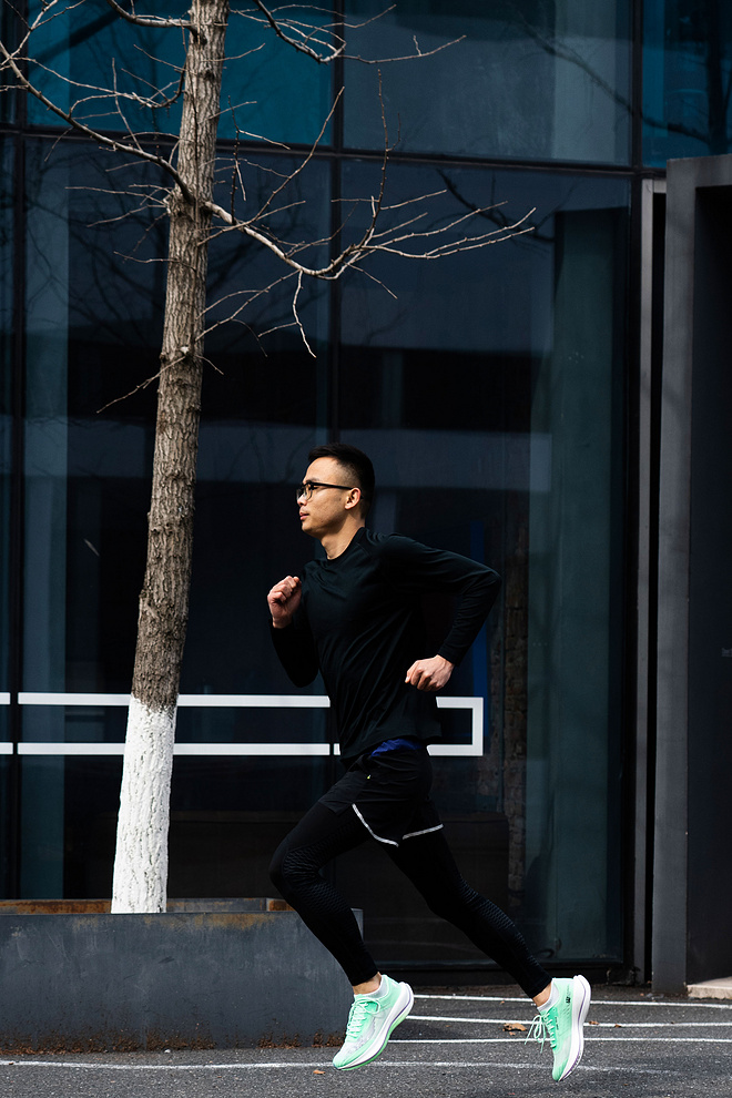 飞影PB 2.0｜价格屠夫的再次进化