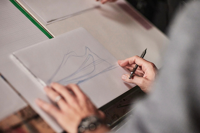 lululemon正式进军鞋履市场，创新推出女士鞋类产品