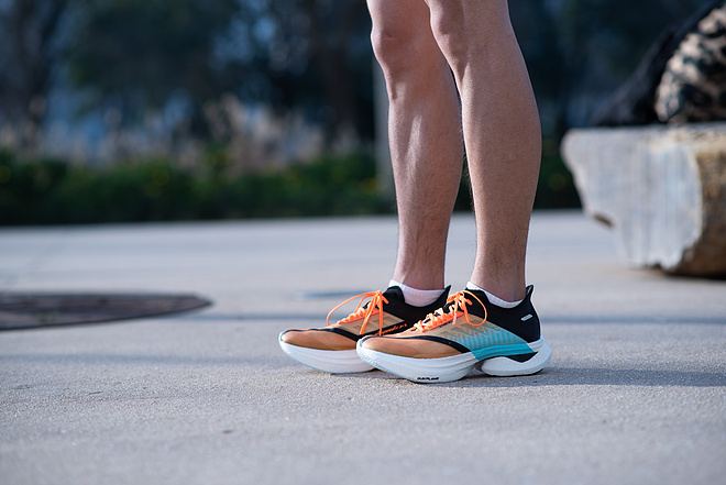 穿上361°飞飚，飚一下？？？