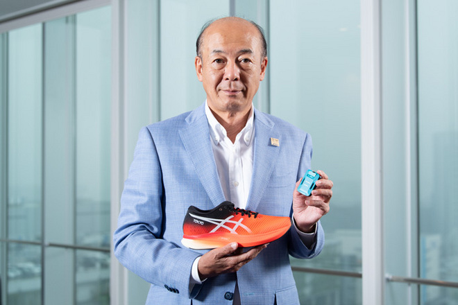 用一年时间逆袭，亚瑟士要的不只是“复元”，还有“登顶”