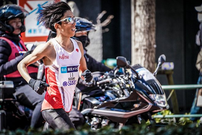 “当世最快夫妻”铃木健吾&一山麻绪：爱情如长跑，我们共出发