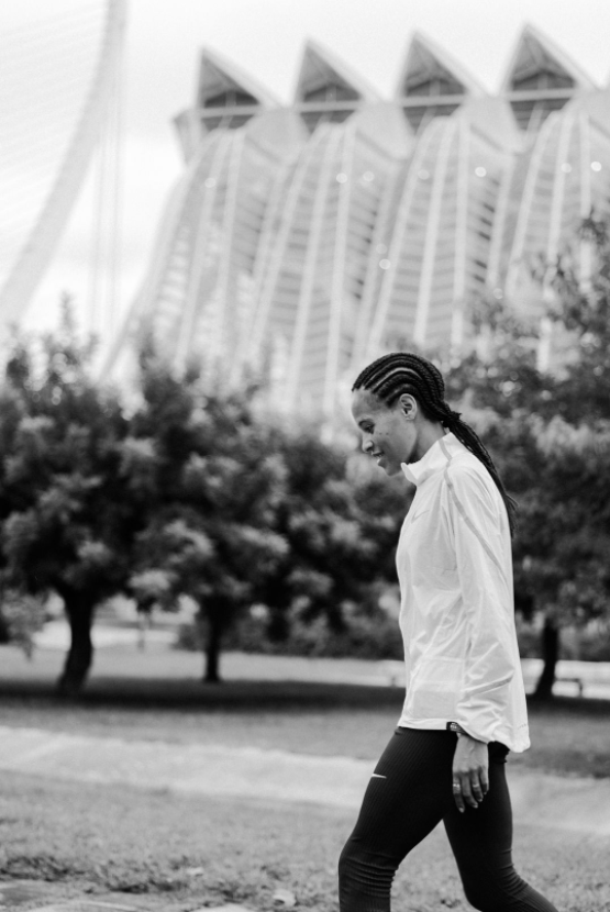 新女子10K世界纪录创造者Yehualaw：当天才不再倒霉