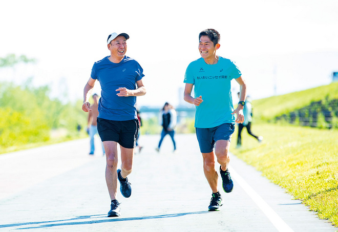 用一年时间逆袭，亚瑟士要的不只是“复元”，还有“登顶”