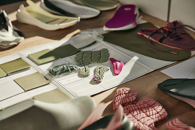 lululemon正式进军鞋履市场，创新推出女士鞋类产品